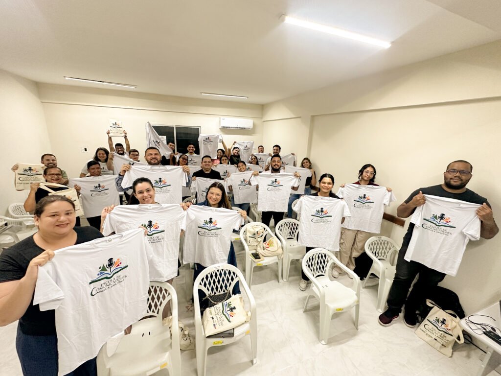 PROJETO ESCOLA DE COMUNICAÇÃO
